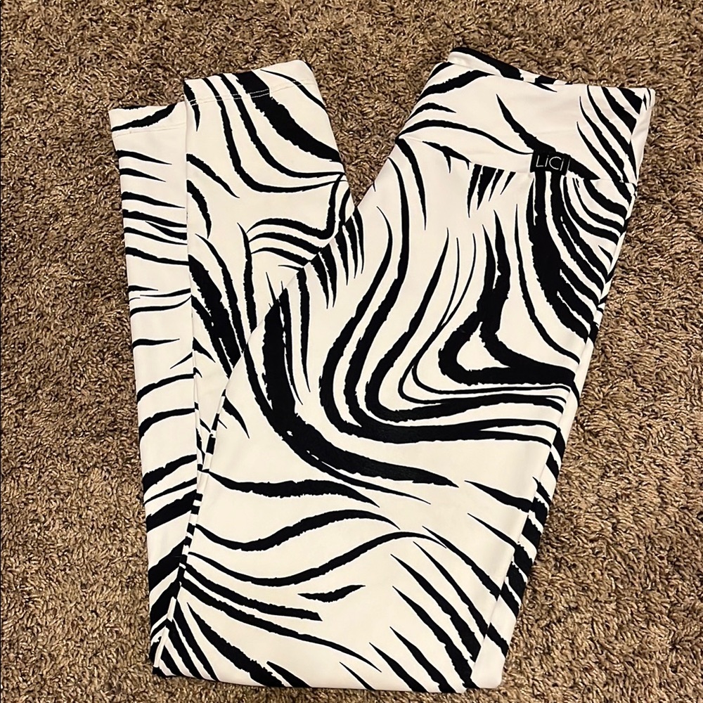 lici fit leggings size medium